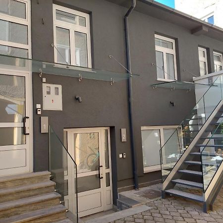 Bed Of Roses Apt 1, Luxury, Designer Decorated Zagreb Exterior photo