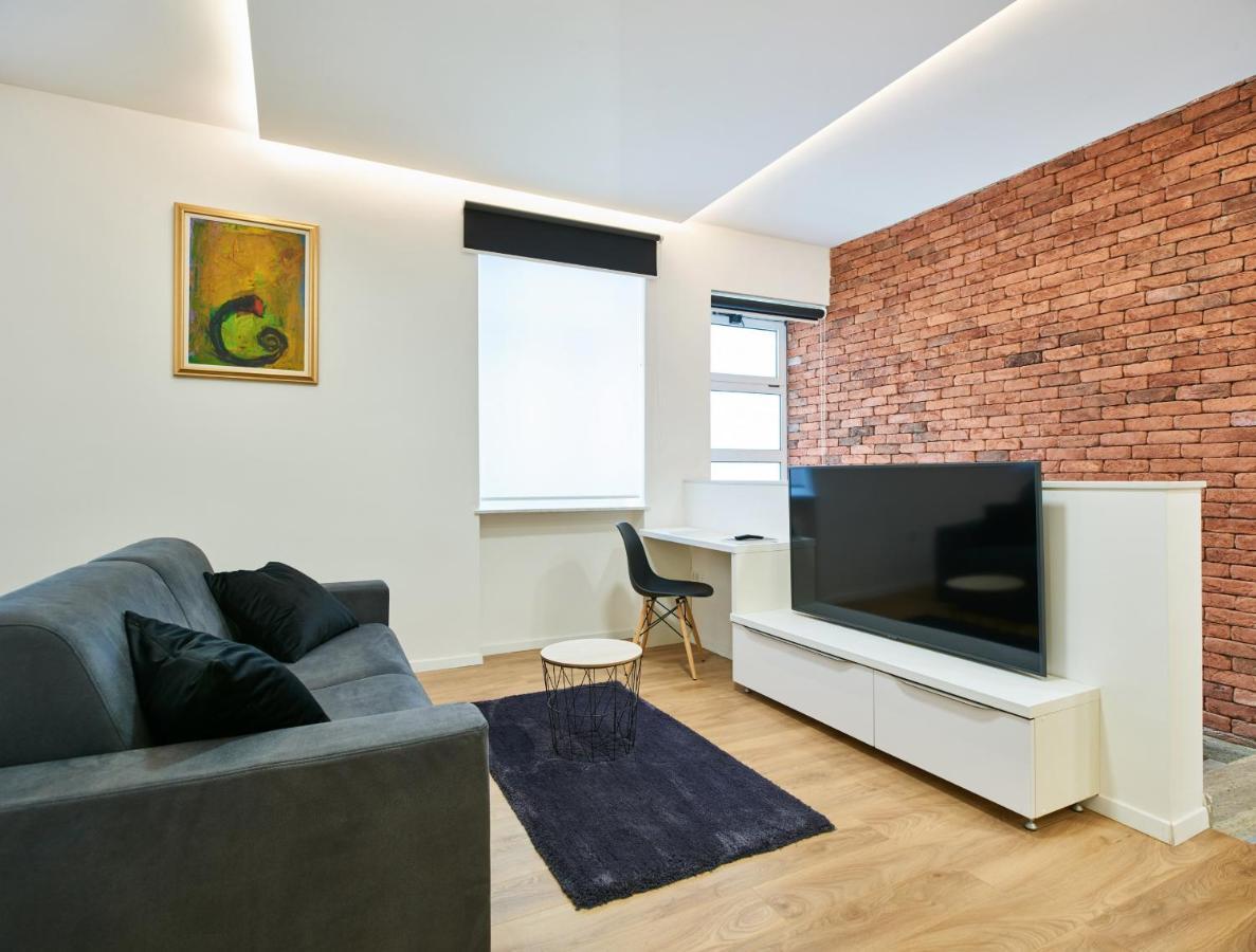 Bed Of Roses Apt 1, Luxury, Designer Decorated Zagreb Exterior photo