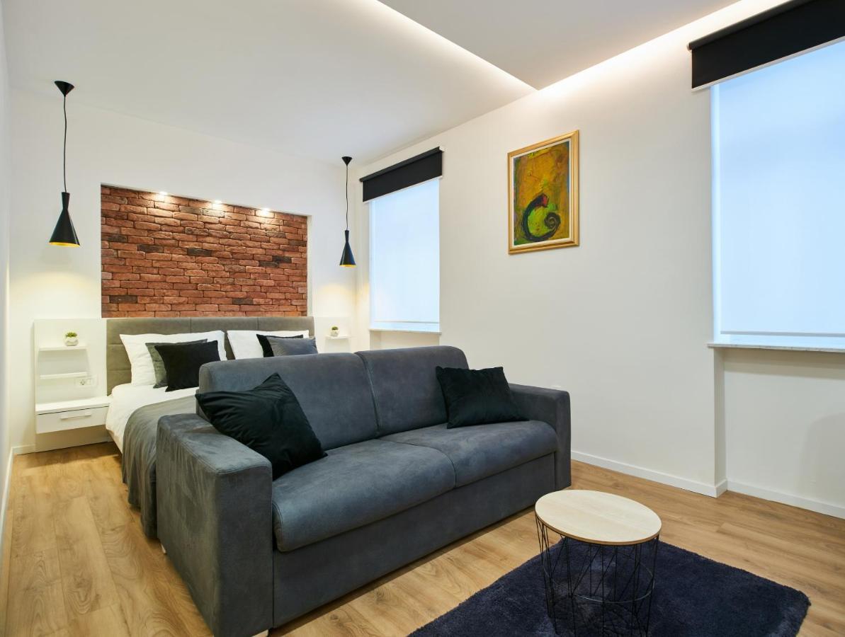 Bed Of Roses Apt 1, Luxury, Designer Decorated Zagreb Exterior photo