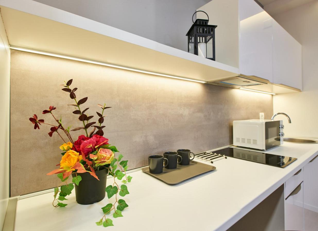 Bed Of Roses Apt 1, Luxury, Designer Decorated Zagreb Exterior photo